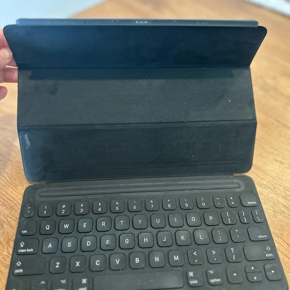 Apple Smart Keyboard for iPad